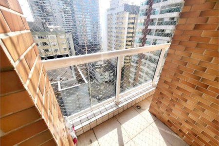 Apartamento Residencial à venda, Gonzaga, Santos - AP1004.