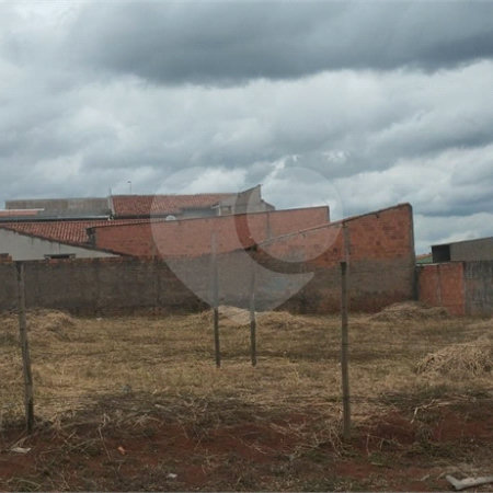 Terreno à venda em Parque Atenas do Sul, Itapetininga, SP