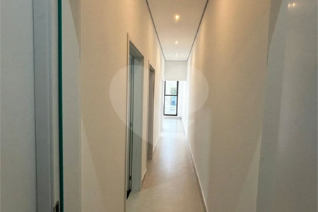 Casa à venda com 3 quartos, sendo 1 suíte, no condomínio Village Moutonnée, Salto - SP