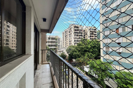 Apartamento à venda com 3 quartos, sendo 1 suíte, em Tijuca, Rio de Janeiro, RJ