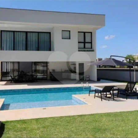 Casa à venda com 4 suítes no condomínio Fazenda Serra Azul, Itupeva - SP