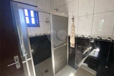 Casa à venda com 3 quartos, sendo 1 suíte, em Parque Residencial Monte Carlo, Ponta Porã, MS