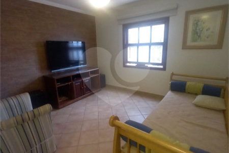 Casa à venda com 5 quartos, sendo 2 suítes, no condomínio Vinhas da Vista Alegre - Lado Sede, Vinhedo - SP