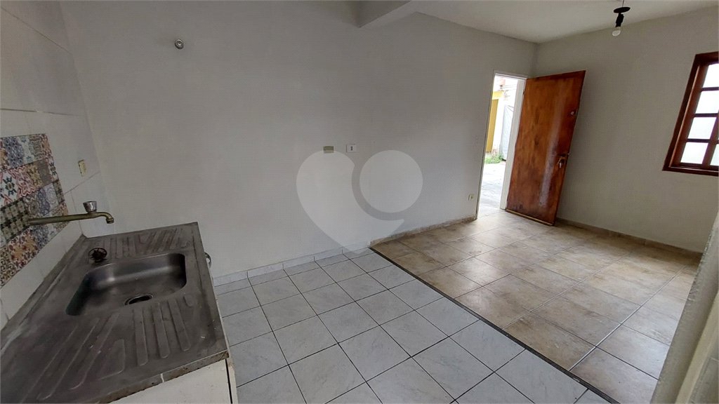 Casa para alugar com 3 quartos, sendo 1 suíte, em Vila Isolina Mazzei, São Paulo, SP