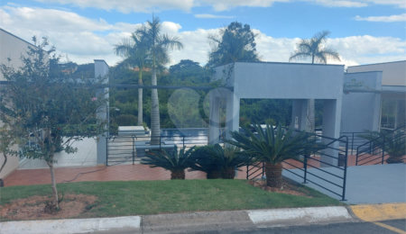 Casa à venda com 3 quartos, sendo 1 suíte,  no condomínio Gardenville, Itu - SP