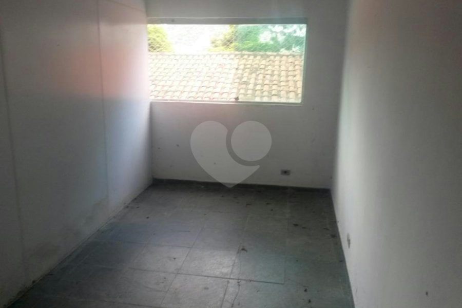Casa Térrea à venda com 4 quartos, sendo 2 suítes, em Serra da Cantareira, São Paulo, SP