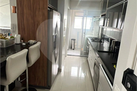 Apartamento à venda com 2 suítes em Parque Reboucas, São Paulo, SP