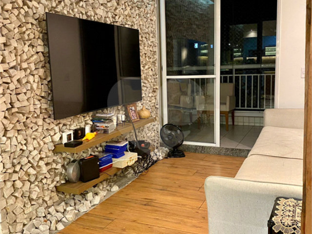 Apartamento à venda com 3 quartos, sendo 1 suíte,  em Vila Maria, São Paulo, SP