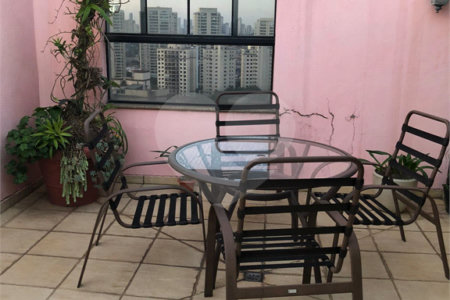 Apartamento à venda com 4 quartos, sendo 1 suíte, em Jardim Avelino, São Paulo, SP