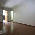 Casa à venda com 2 quartos, sendo 1 suíte,  em Jardim Ivana, São Paulo, SP