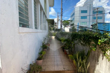 Sobrado à venda com 3 quartos, sendo 1 suíte, em Tucuruvi, São Paulo, SP