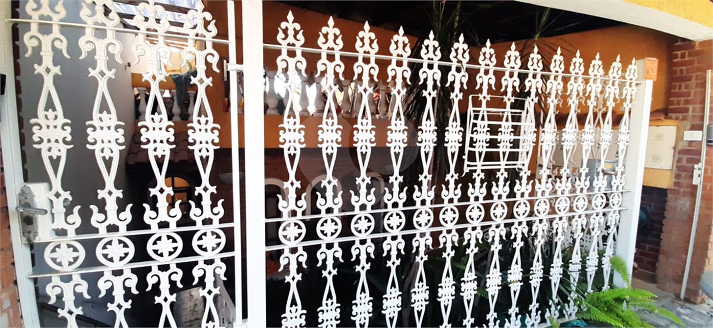 Sobrado à venda com 2 quartos em Horto, São Paulo, SP