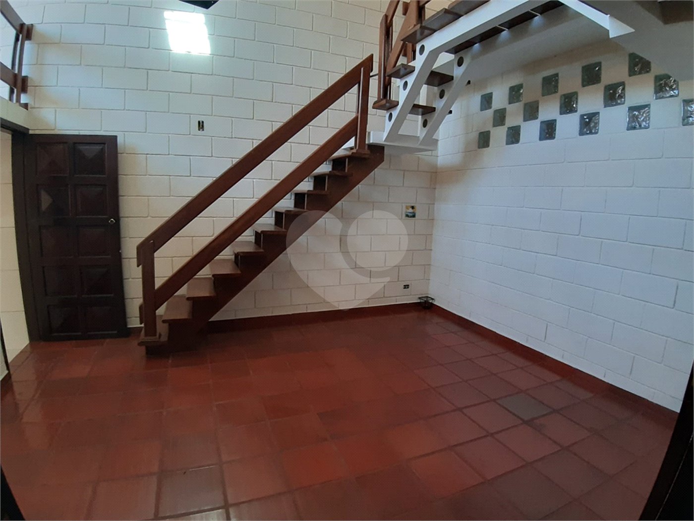 Sobrado à venda com 3 quartos, sendo 1 suíte, em Tremembé, São Paulo, SP