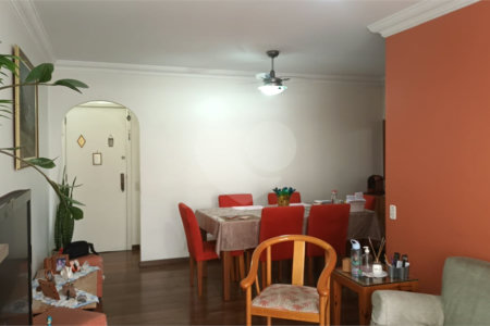 Apartamento à venda com 3 quartos, sendo 1 suíte, em Vila Mariana, São Paulo, SP