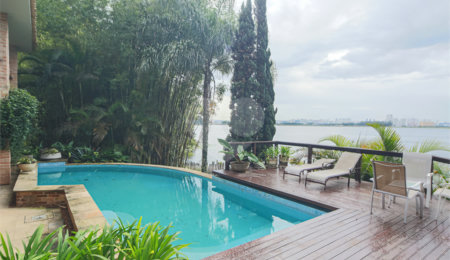 Casa à venda com 4 suítes em Guarapiranga, São Paulo, SP