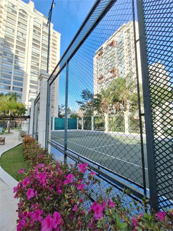 Apartamento à venda com 4 quartos, sendo 3 suítes, em Vila Gertrudes, São Paulo, SP