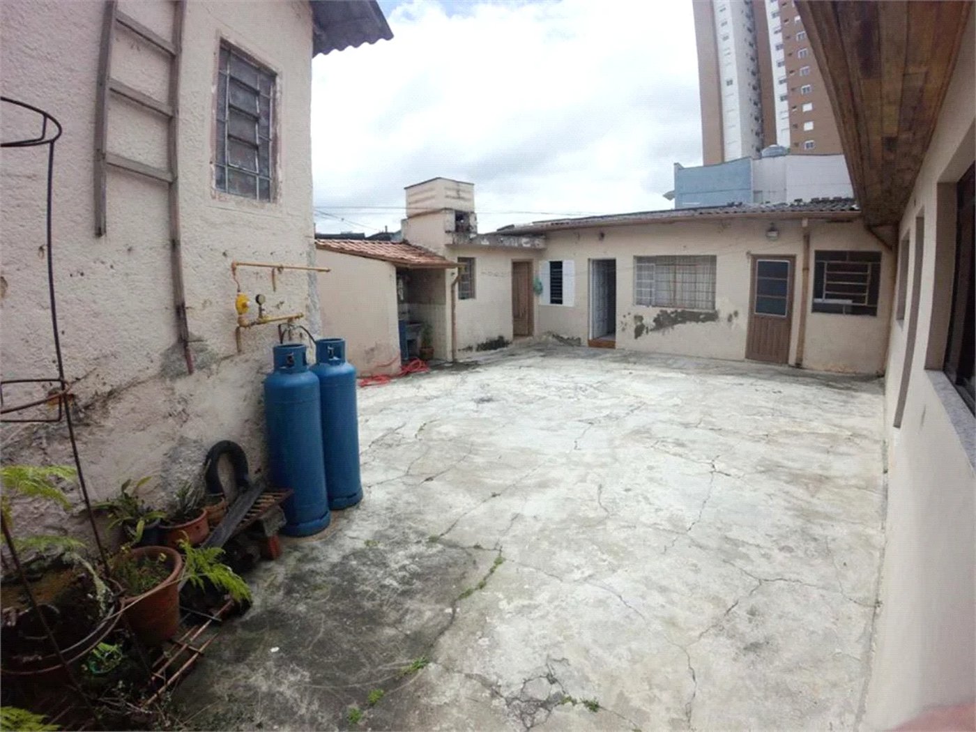 Casa de Vila à venda com 3 quartos em Vila Ipojuca, São Paulo, SP