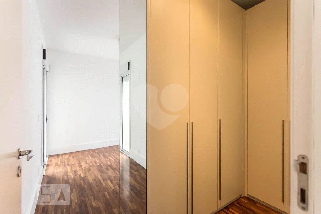 Apartamento à venda com 3 quartos, sendo 1 suíte, em Brooklin, São Paulo, SP