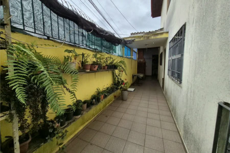 Sobrado à venda com 4 quartos em Jardim Sarah, São Paulo, SP