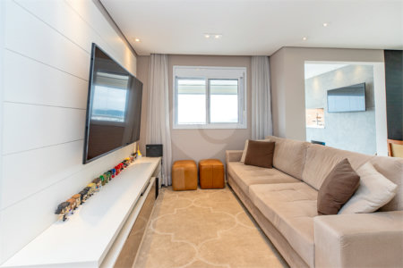Apartamento à venda com 2 quartos, sendo 1 suíte, em Santo Amaro, São Paulo, SP