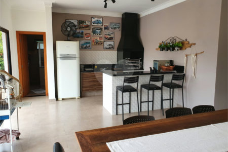 Casa à venda com 3 suítes no condomínio Village Ipanema 1, Araçoiaba da Serra - SP