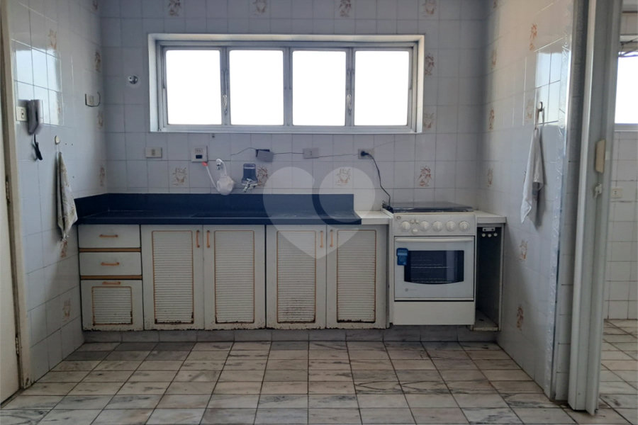 Apartamento à venda com 3 quartos, sendo 1 suíte,  em Paraíso, São Paulo, SP