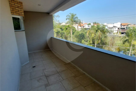 Casa à venda com 3 quartos, sendo 1 suíte, no condomínio Village Saint Clair, Sorocaba - SP