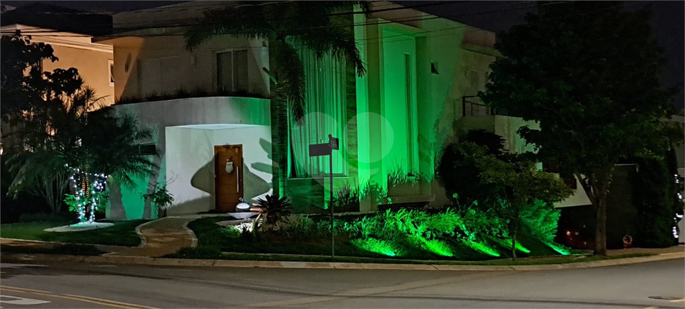 Casa à venda com 4 quartos, sendo 3 suítes,  no condomínio Res. Luzern, Campinas - SP