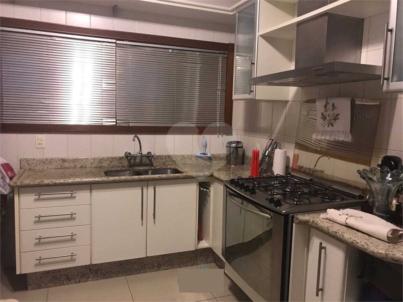 Casa à venda com 5 suítes no condomínio Jardim São Felipe, Atibaia - SP