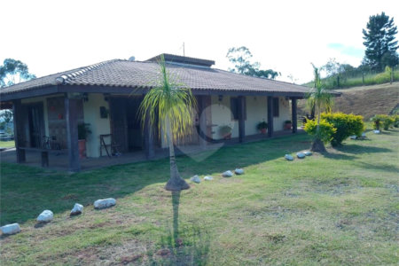 Chácara à venda com 2 quartos em Recanto das Acácias, São Roque, SP