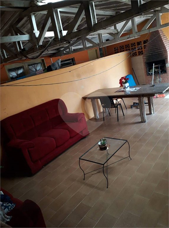 Casa térrea para venda.
