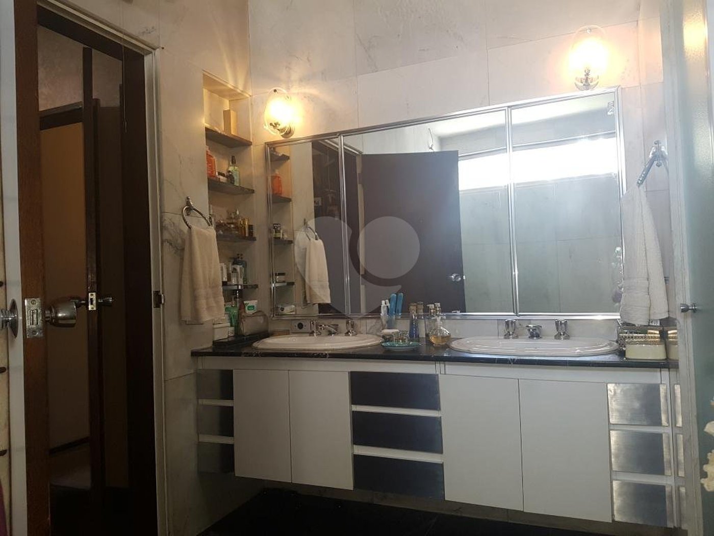 Casa à venda com 7 quartos, sendo 2 suítes, em Brooklin Paulista, São Paulo, SP
