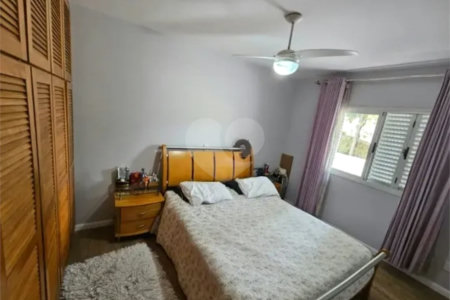 Casa à venda com 3 quartos, sendo 2 suítes, no condomínio Vila Borghese, São Paulo - SP