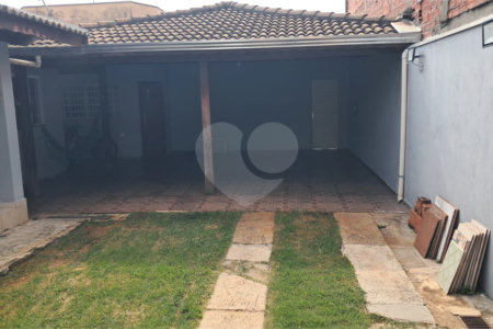 Casa à venda com 3 quartos em Parque Residencial Célia Maria, Porto Feliz, SP