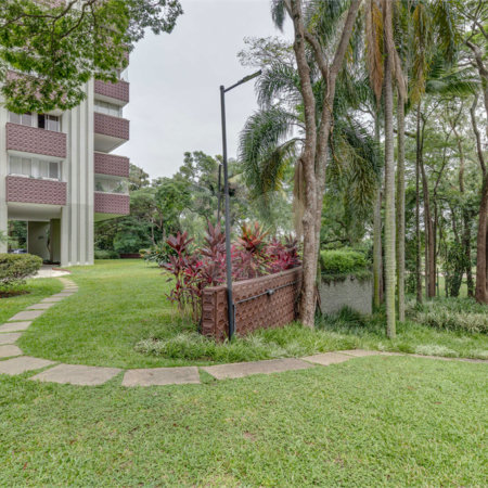 Apartamento à venda com 4 suítes em Jardim Marajoara, São Paulo, SP