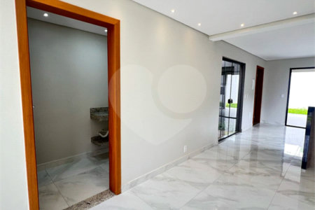 Casa à venda com 3 quartos, sendo 1 suíte, em Toctao Argon Atibaia, Atibaia, SP