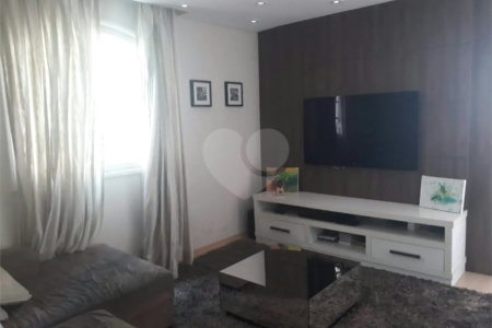 Sobrado à venda com 3 quartos, sendo 1 suíte, em Jardim das Vertentes, São Paulo, SP