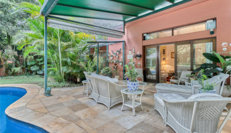 Casa à venda com 5 quartos, sendo 4 suítes,  em Brooklin Velho, São Paulo, SP