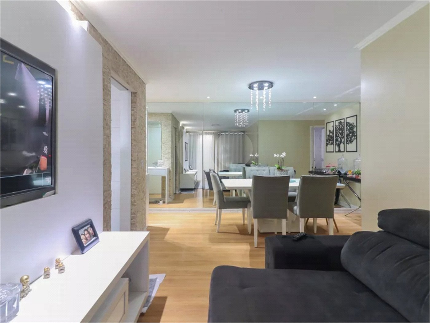 Apartamento à venda com 3 quartos, sendo 1 suíte, em Vila Polopoli, São Paulo, SP