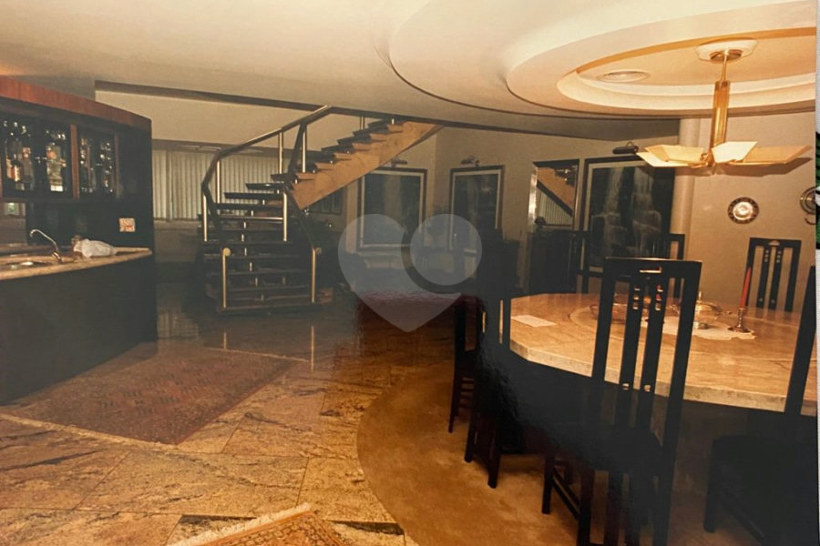 Casa à venda com 6 quartos, sendo 3 suítes,  em Serra da Cantareira, Mairiporã, SP