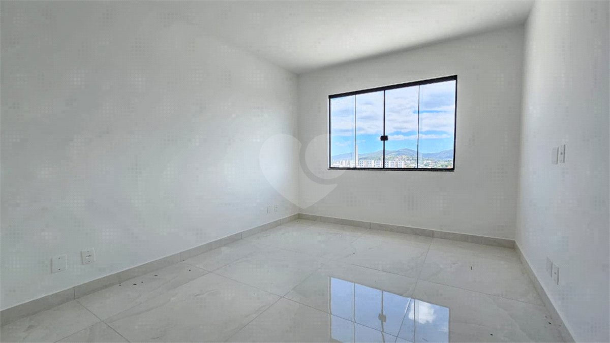 Casa à venda com 3 suítes no condomínio Residencial Green Ville, Rio de Janeiro - RJ