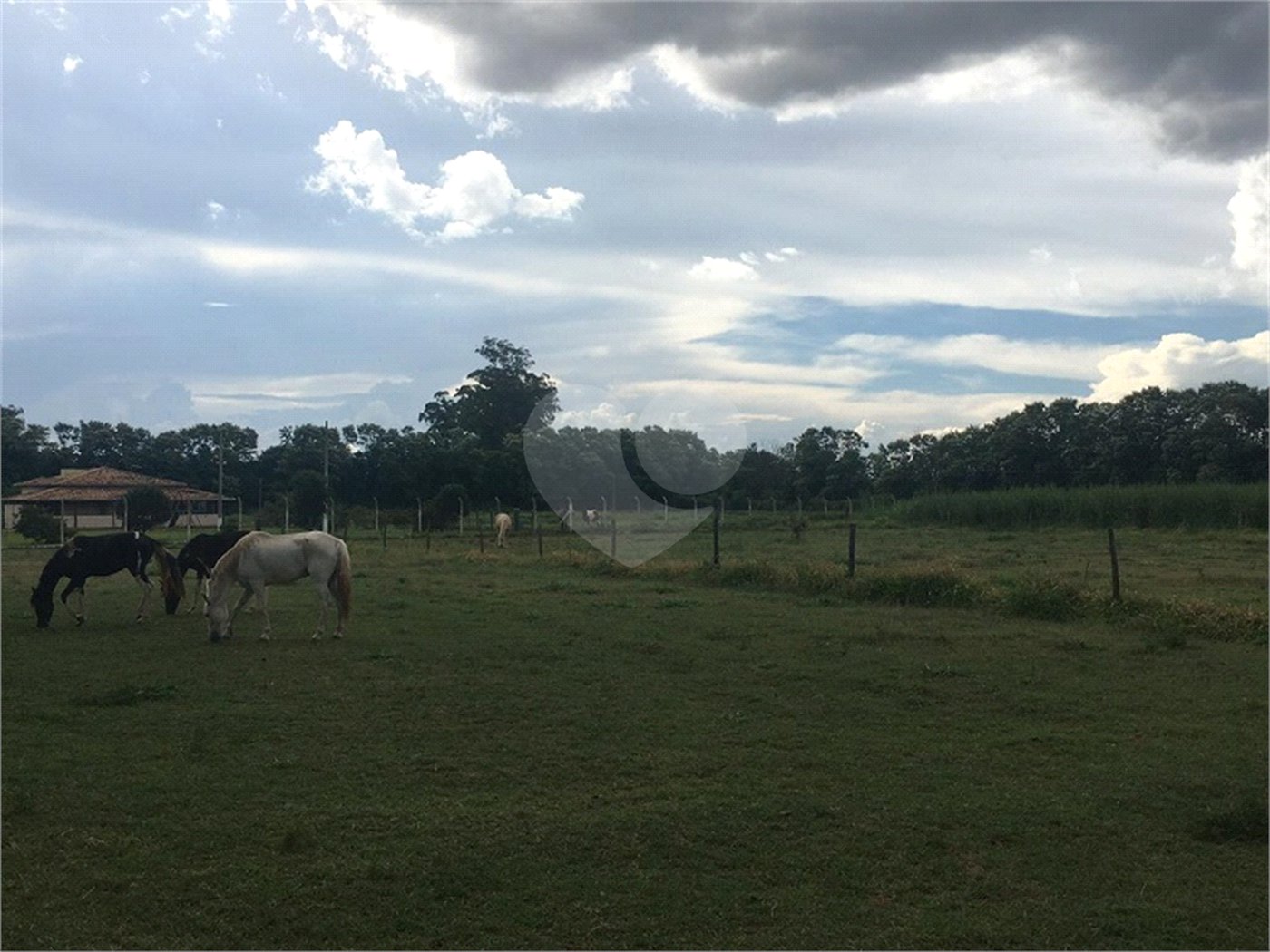Chácara no Condomínio Itaipu