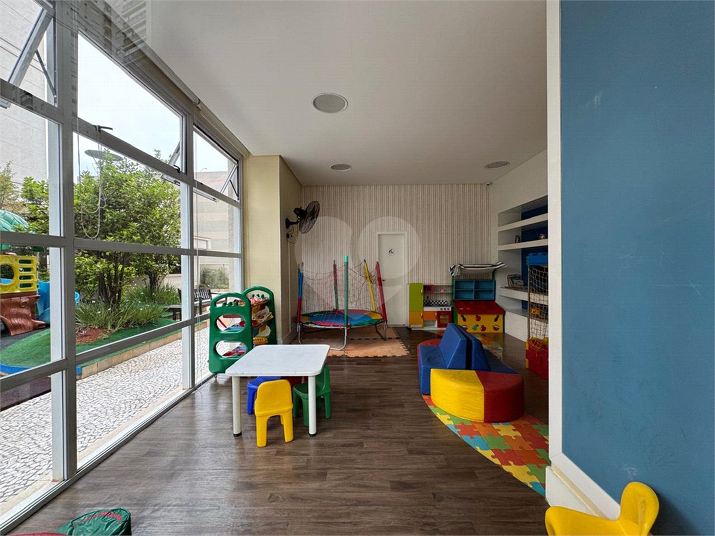 Apartamento à venda com 3 quartos, sendo 1 suíte, em Vila Gilda, Santo André, SP