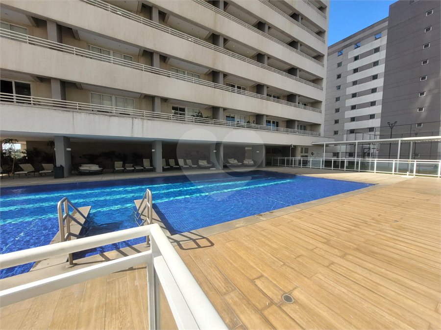 Apartamento à venda com 3 quartos, sendo 1 suíte, em Barra Funda, São Paulo, SP