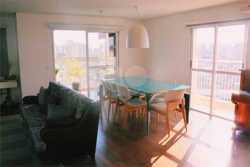 Duplex à venda com 3 quartos, sendo 2 suítes,  em Vila Santo Estéfano, São Paulo, SP