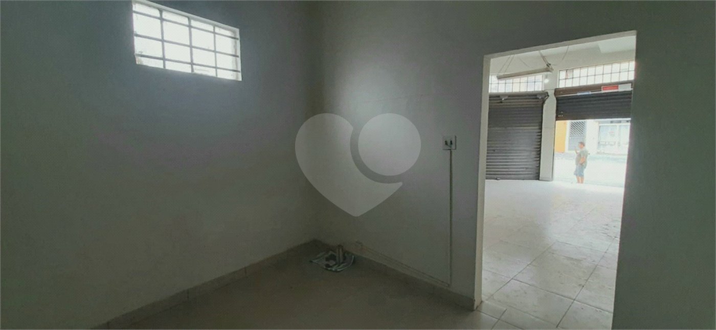 Prédio à venda em Tremembé, São Paulo, SP