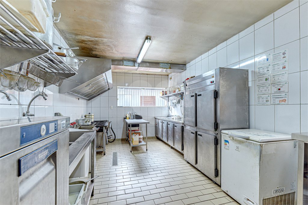 Sobrado à venda com 3 quartos, sendo 1 suíte, em Chácara Santo Antônio, São Paulo, SP
