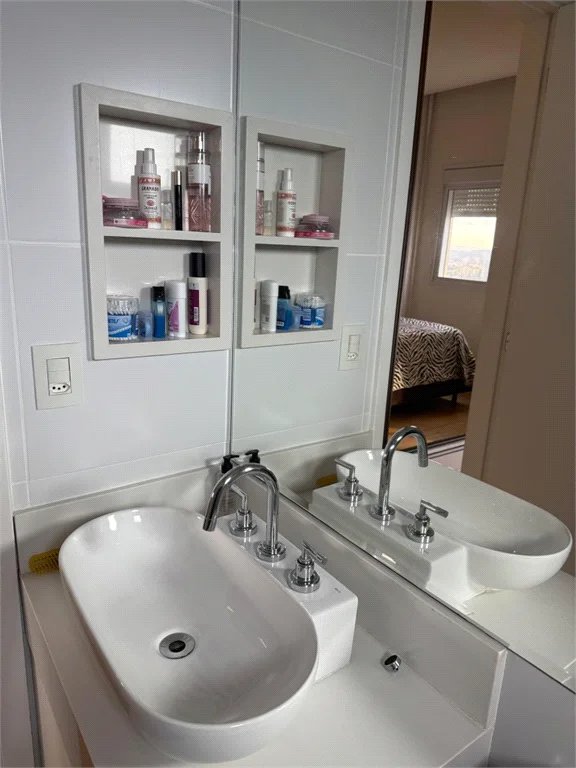 Apartamento à venda com 3 quartos, sendo 1 suíte, em Vila Andrade, São Paulo, SP