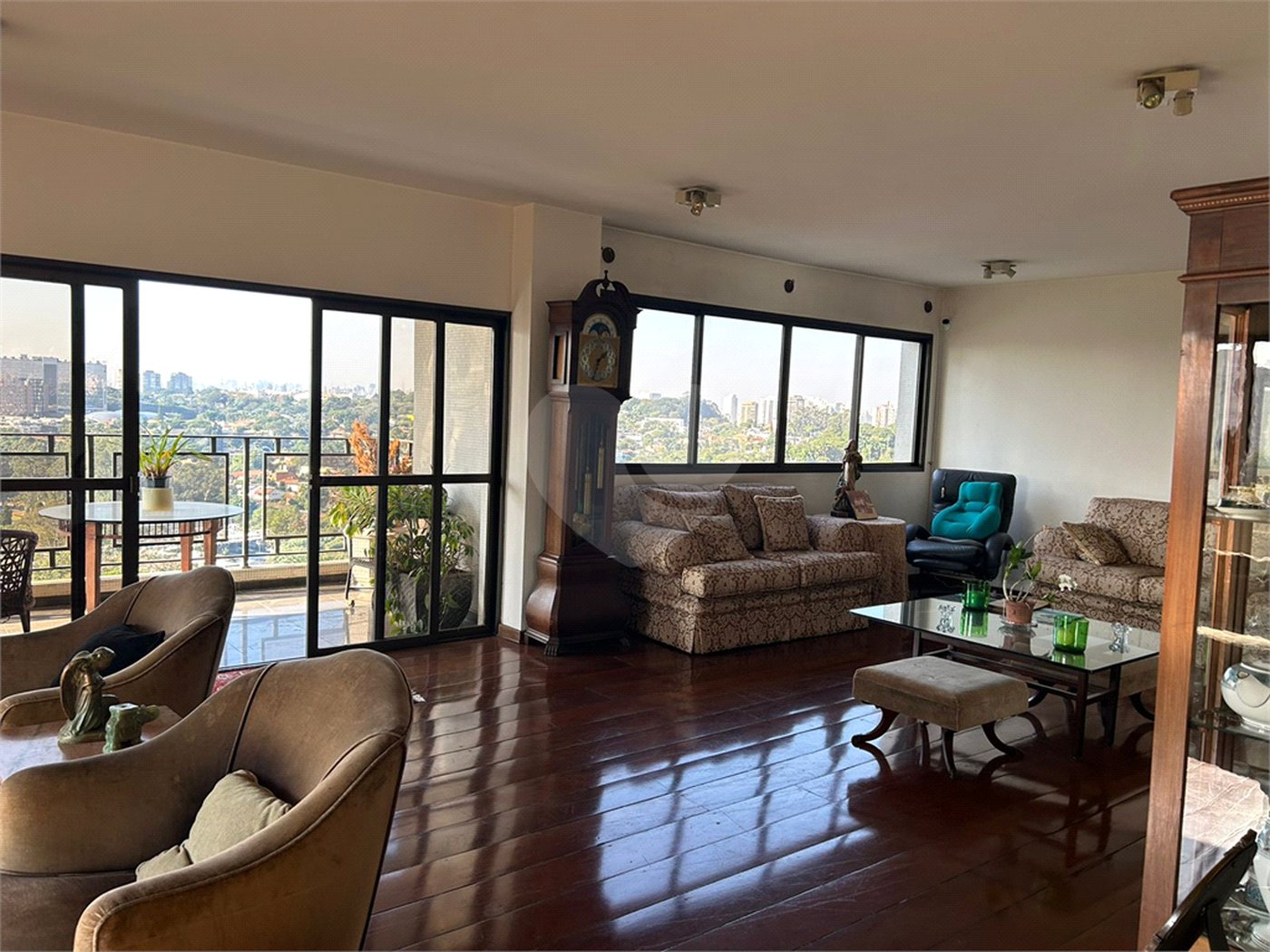 Apartamento à venda com 4 suítes em Fazenda Morumbi, São Paulo, SP
