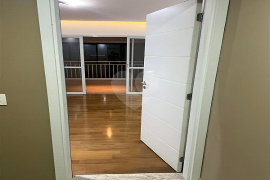 Apartamento à venda com 3 suítes em Jardim do Mar, São Bernardo do Campo, SP